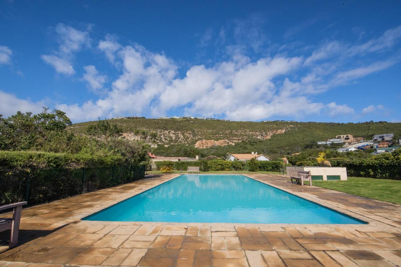 Appartement Six Whale Rock Gardens With Back Up Power For Load Shedding à Plettenberg Bay Extérieur photo