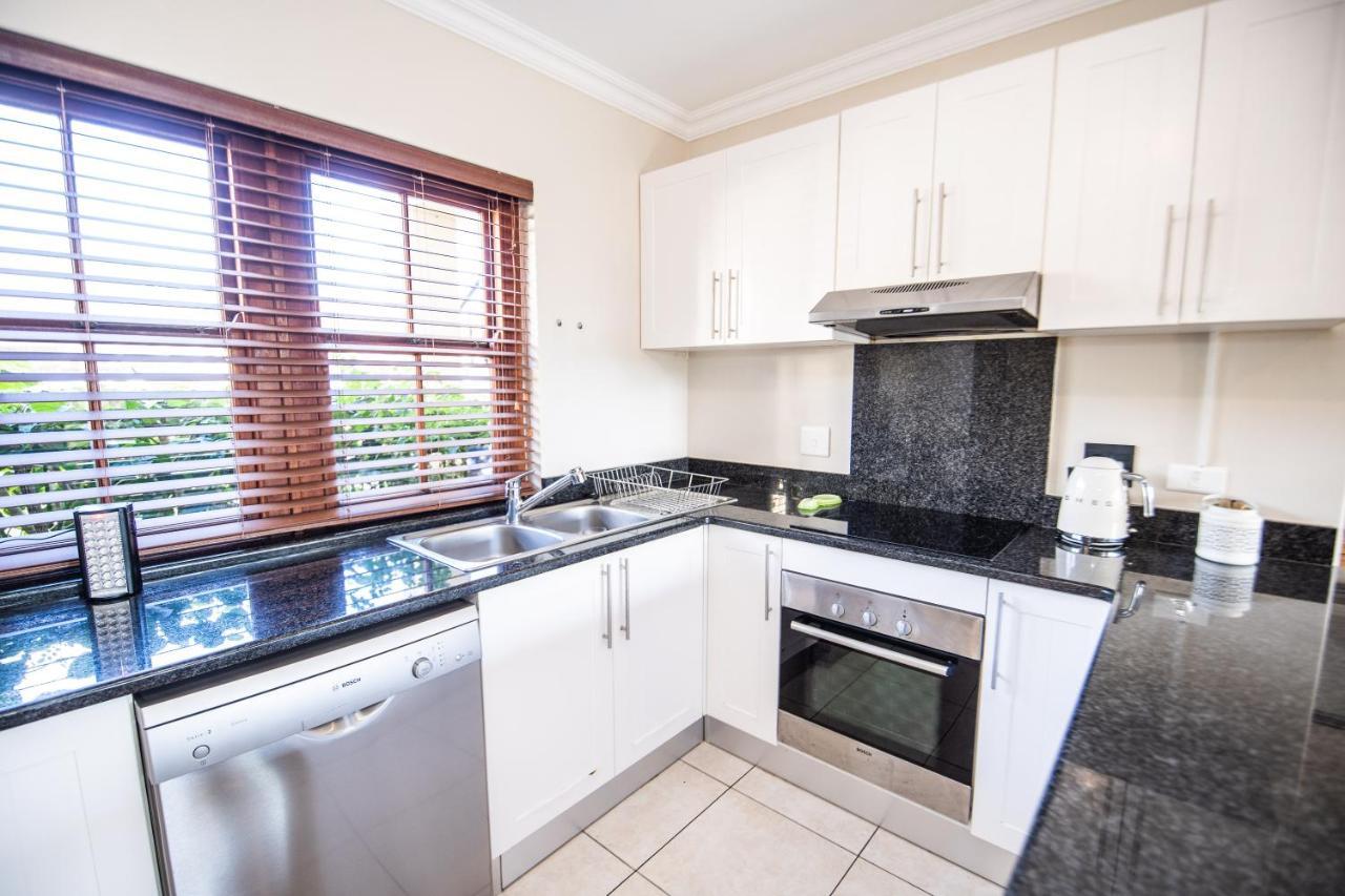 Appartement Six Whale Rock Gardens With Back Up Power For Load Shedding à Plettenberg Bay Extérieur photo